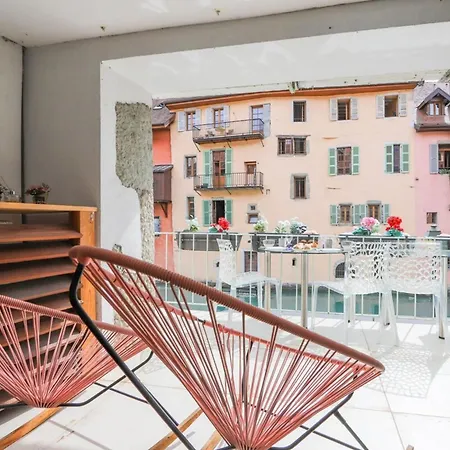 L'eau Vive Jacuzzi Et Sauna En Vieille 5